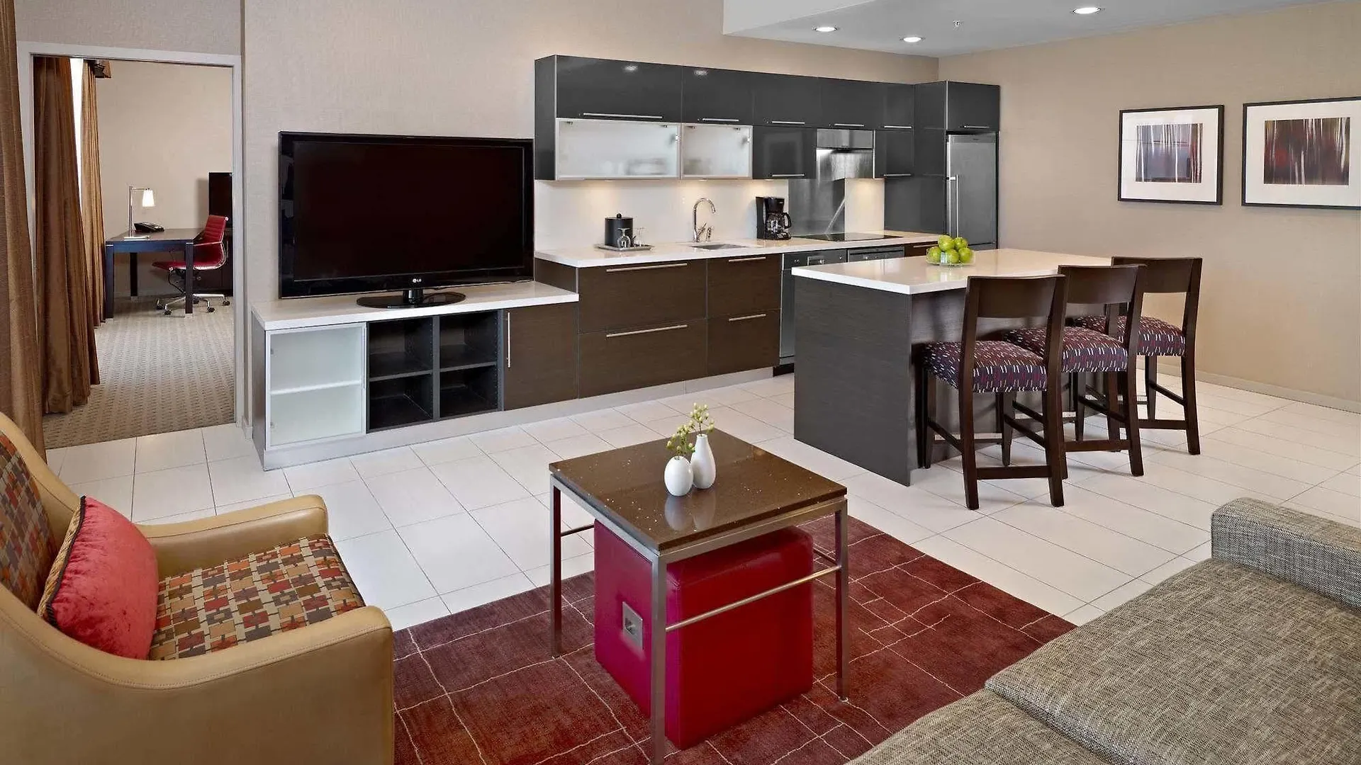 Residence Inn By Marriott Vancouver Downtown Hotel